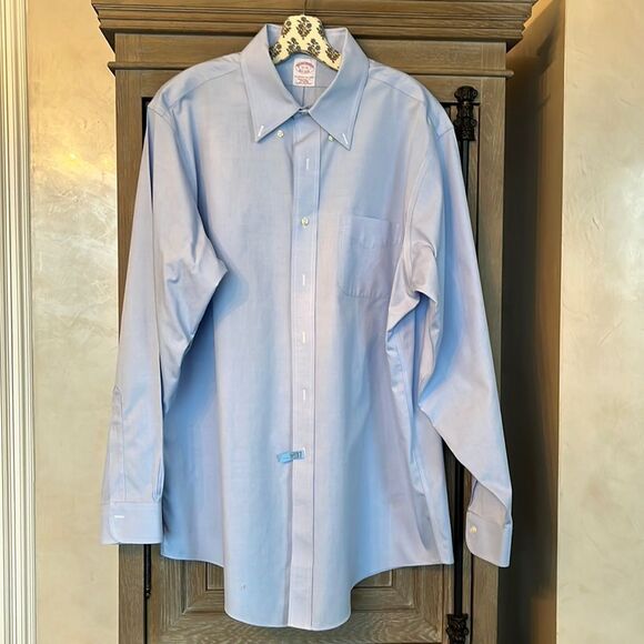 Brooks Brothers Other - Brooks Brothers traditional fit 17 / 35 light blue dress shirt